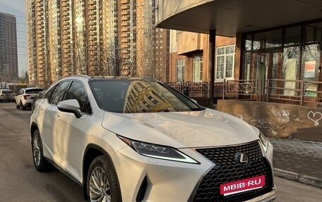 Lexus RX IV рестайлинг, 2019 год, 6 100 000 рублей, 2 фотография
