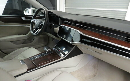 Audi A7, 2018 год, 4 800 000 рублей, 5 фотография