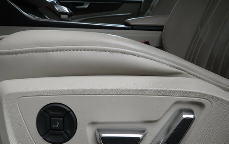 Audi A7, 2018 год, 4 800 000 рублей, 8 фотография