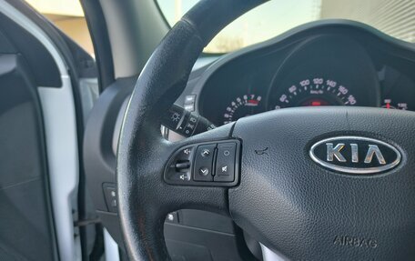 KIA Sportage III, 2011 год, 1 250 000 рублей, 24 фотография