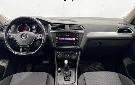 Volkswagen Tiguan II, 2019 год, 2 100 000 рублей, 13 фотография