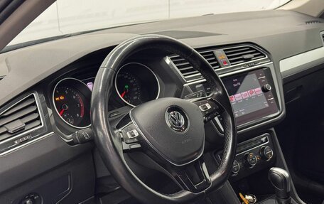 Volkswagen Tiguan II, 2019 год, 2 100 000 рублей, 12 фотография