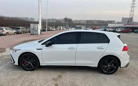 Volkswagen Golf VIII, 2022 год, 1 880 000 рублей, 6 фотография