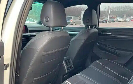 Volkswagen Golf VIII, 2022 год, 1 880 000 рублей, 17 фотография