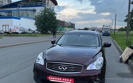 Infiniti QX50 I рестайлинг, 2014 год, 1 625 000 рублей, 2 фотография