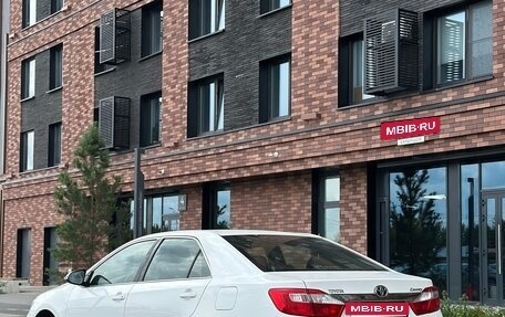 Toyota Camry, 2014 год, 1 570 000 рублей, 4 фотография