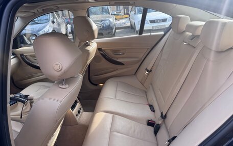 BMW 3 серия, 2015 год, 2 380 000 рублей, 9 фотография