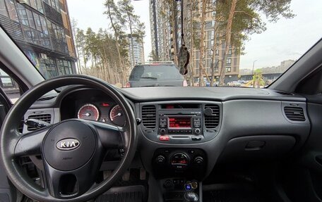 KIA Rio II, 2010 год, 530 000 рублей, 12 фотография