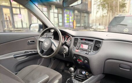 KIA Rio II, 2010 год, 530 000 рублей, 8 фотография