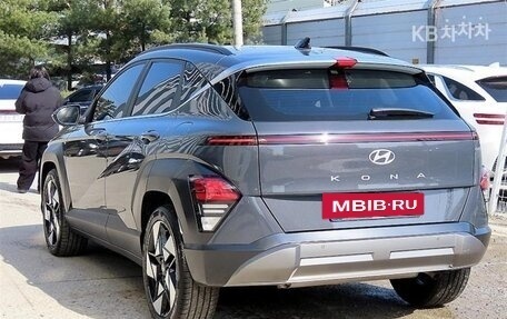 Hyundai Kona, 2023 год, 2 320 000 рублей, 3 фотография