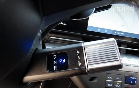 Hyundai Kona, 2023 год, 2 320 000 рублей, 9 фотография