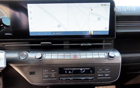 Hyundai Kona, 2023 год, 2 320 000 рублей, 12 фотография