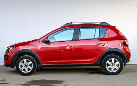 Renault Sandero II рестайлинг, 2016 год, 1 000 000 рублей, 2 фотография