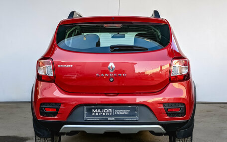 Renault Sandero II рестайлинг, 2016 год, 1 000 000 рублей, 24 фотография