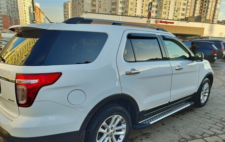 Ford Explorer VI, 2014 год, 1 900 000 рублей, 4 фотография