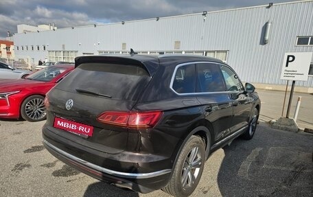 Volkswagen Touareg III, 2020 год, 4 500 000 рублей, 7 фотография