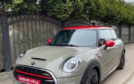 MINI Hatch, 2018 год, 2 680 000 рублей, 1 фотография