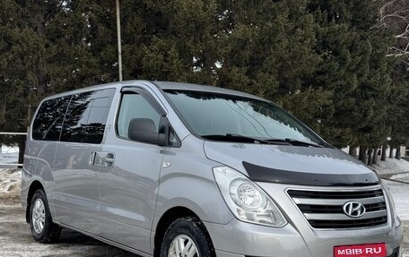 Hyundai Grand Starex Grand Starex I рестайлинг 2, 2017 год, 2 780 000 рублей, 1 фотография