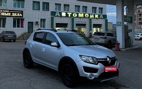 Renault Sandero II рестайлинг, 2018 год, 850 000 рублей, 1 фотография