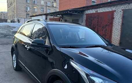 KIA Rio IV, 2019 год, 1 950 000 рублей, 2 фотография