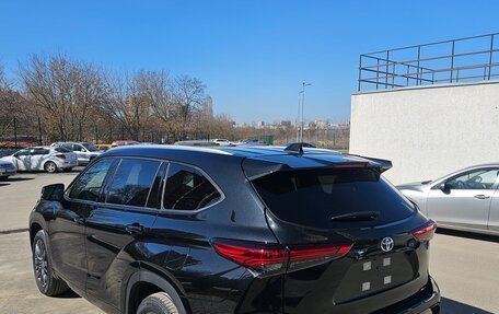 Toyota Highlander, 2026 год, 6 000 000 рублей, 6 фотография