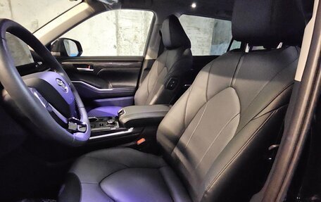 Toyota Highlander, 2026 год, 6 000 000 рублей, 13 фотография