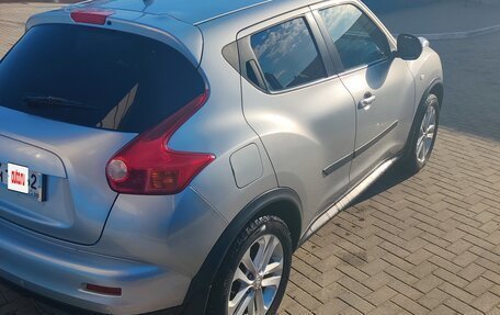 Nissan Juke II, 2011 год, 950 000 рублей, 6 фотография