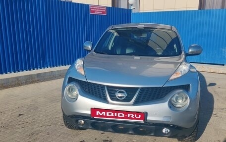 Nissan Juke II, 2011 год, 950 000 рублей, 2 фотография