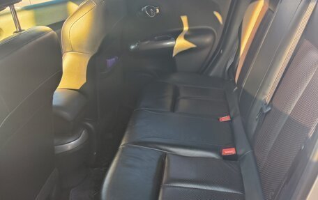 Nissan Juke II, 2011 год, 950 000 рублей, 14 фотография