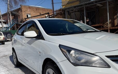 Hyundai Solaris II рестайлинг, 2016 год, 1 050 000 рублей, 7 фотография