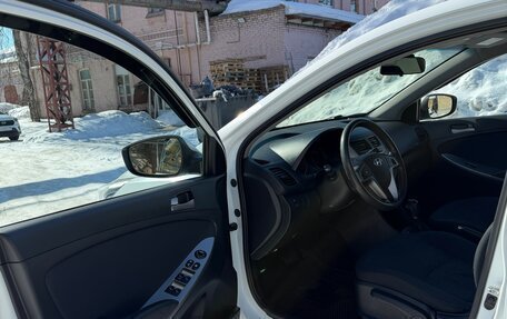 Hyundai Solaris II рестайлинг, 2016 год, 1 050 000 рублей, 9 фотография