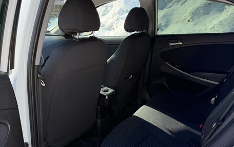 Hyundai Solaris II рестайлинг, 2016 год, 1 050 000 рублей, 14 фотография