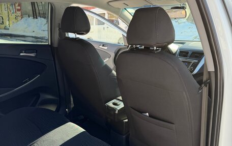 Hyundai Solaris II рестайлинг, 2016 год, 1 050 000 рублей, 17 фотография