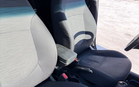 Hyundai Solaris II рестайлинг, 2016 год, 1 050 000 рублей, 16 фотография