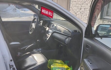 Mitsubishi Outlander III рестайлинг 3, 2003 год, 750 000 рублей, 11 фотография