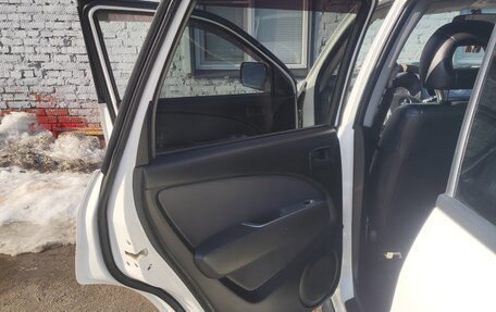 Mitsubishi Outlander III рестайлинг 3, 2003 год, 750 000 рублей, 17 фотография