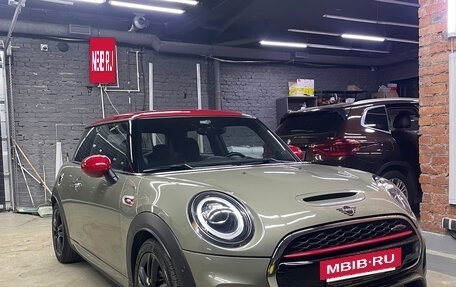 MINI Hatch, 2018 год, 2 680 000 рублей, 9 фотография