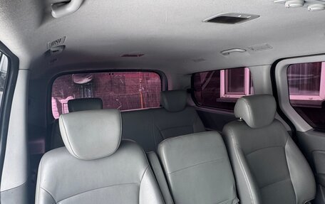 Hyundai Grand Starex Grand Starex I рестайлинг 2, 2017 год, 2 780 000 рублей, 12 фотография