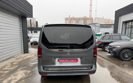 Mercedes-Benz V-Класс, 2021 год, 6 400 000 рублей, 4 фотография