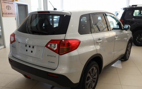 Suzuki Vitara II рестайлинг, 2015 год, 1 550 000 рублей, 5 фотография