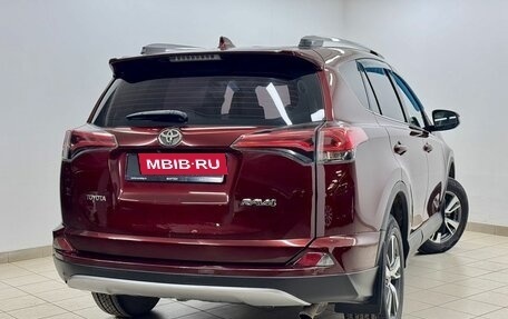 Toyota RAV4, 2017 год, 1 919 000 рублей, 10 фотография