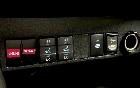 Toyota RAV4, 2017 год, 1 919 000 рублей, 19 фотография