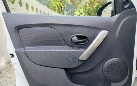 Renault Logan II, 2020 год, 762 000 рублей, 9 фотография