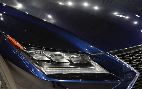 Lexus RX IV рестайлинг, 2017 год, 3 990 000 рублей, 5 фотография