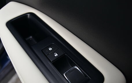 Lexus RX IV рестайлинг, 2017 год, 3 990 000 рублей, 31 фотография