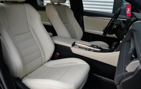 Lexus RX IV рестайлинг, 2017 год, 3 990 000 рублей, 33 фотография