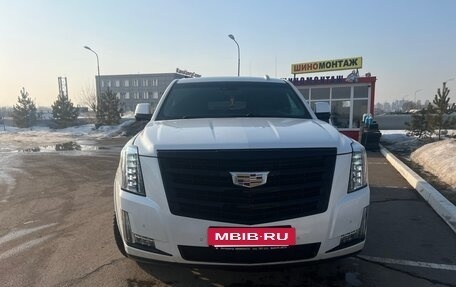 Cadillac Escalade IV, 2018 год, 4 600 000 рублей, 2 фотография