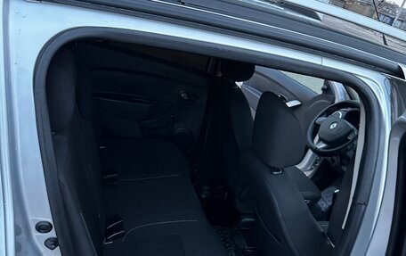 Renault Sandero II рестайлинг, 2018 год, 850 000 рублей, 10 фотография