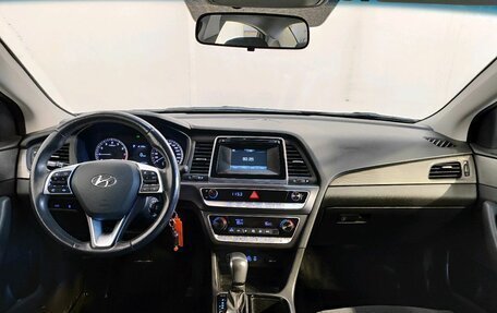 Hyundai Sonata VII, 2019 год, 1 989 000 рублей, 7 фотография