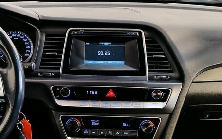 Hyundai Sonata VII, 2019 год, 1 989 000 рублей, 8 фотография